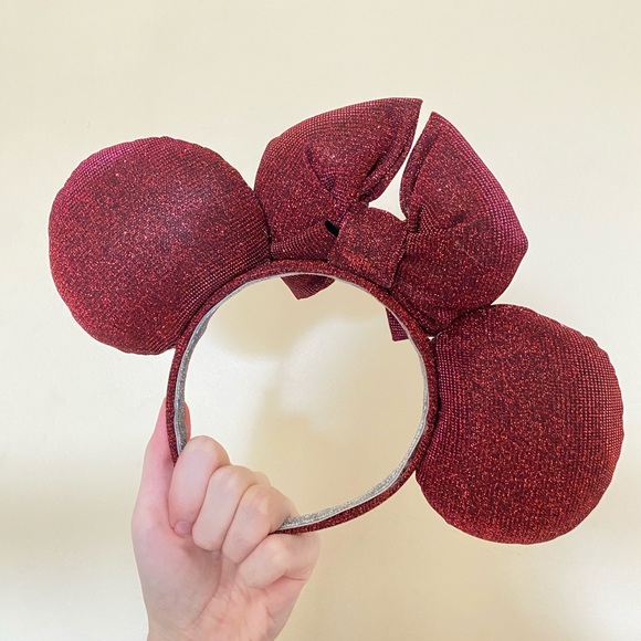 Red Minnie Ears - Picture 3 of 8